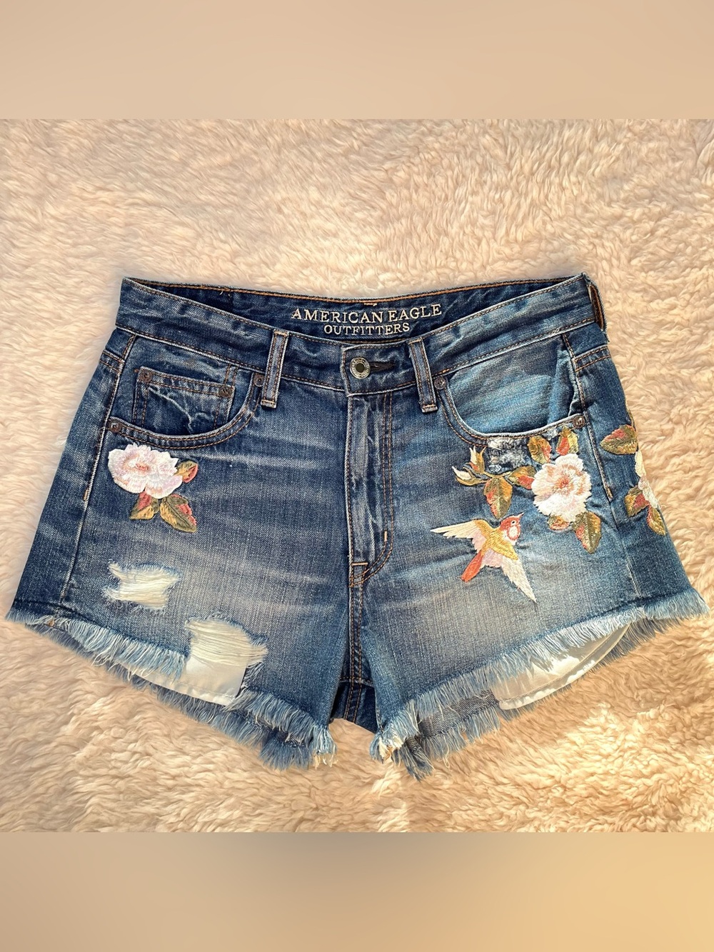 American Eagle Vintage High Rise Festival Jean Shorts Floral Denim Distressed 4